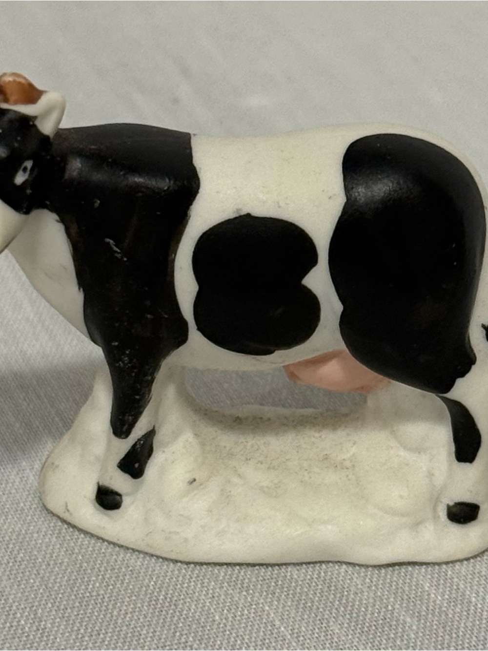 Vintage Department 56 Dickens Village Holstein Cow Animal Figure Snowy Base